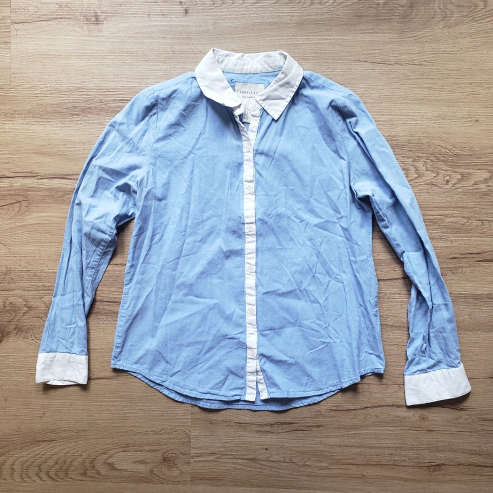 Forever 21 blue and white cotton button down size small